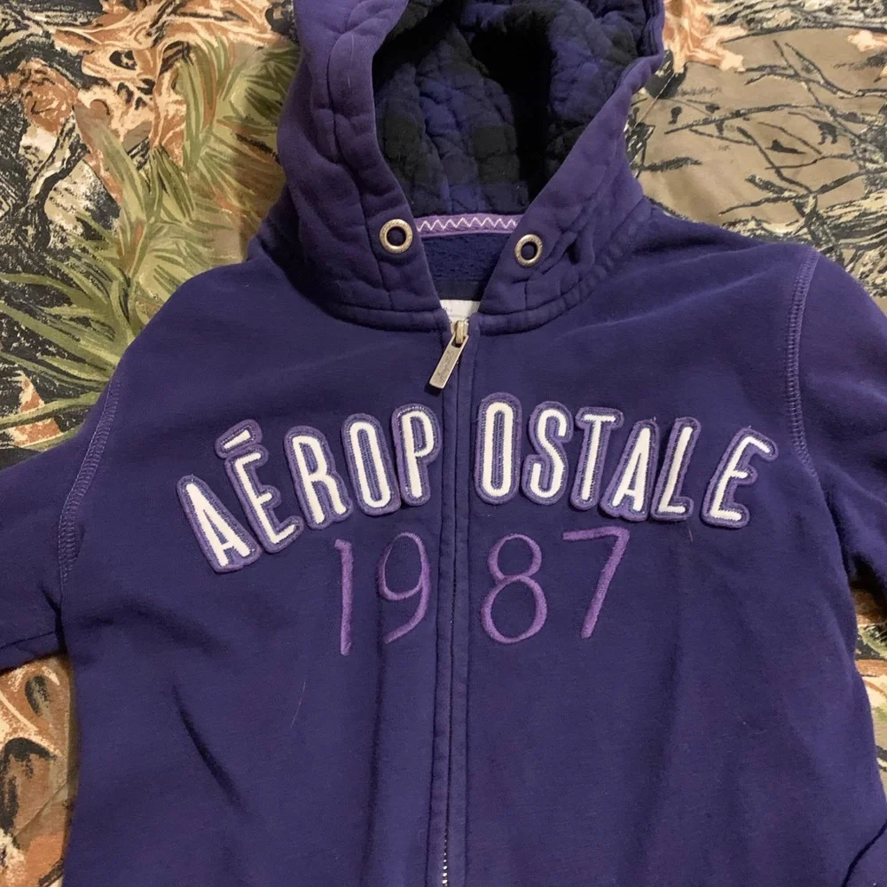 Zip Up Hoodie - Picture 5 of 6